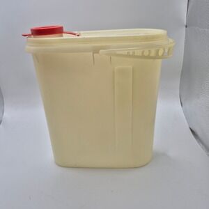 Vintage Tupperware 587 Beverage Buddy Pitcher Almond Red Flip Spout USA